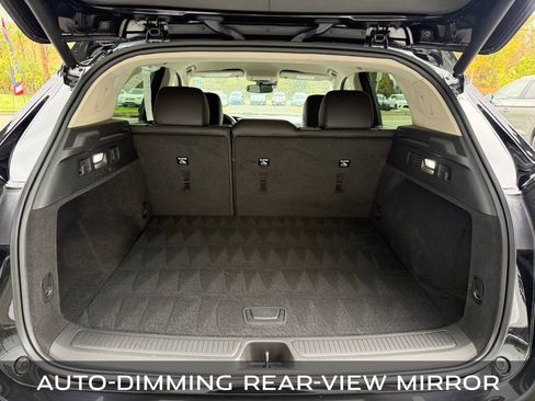 Used 2023 Buick Envision Essence image 23