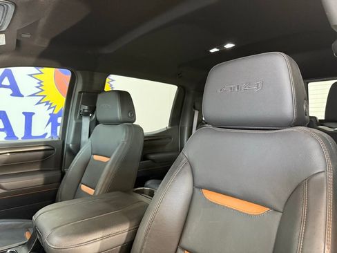 Used 2026 GMC Sierra 1500 AT4 w/ AT4 Premium Package AWD/4WD image 9