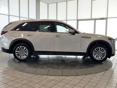 Certified 2024 MAZDA CX-90 Plug-In Hybrid w/ Preferred AWD/4WD image 9