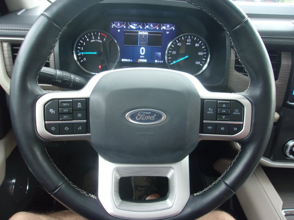 Used 2022 Ford Expedition Limited AWD/4WD image 9