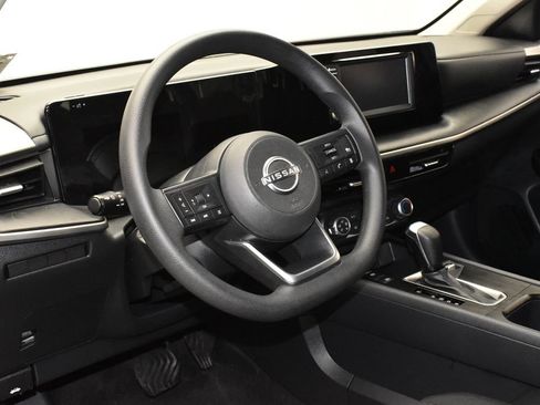 Used 2025 Nissan Kicks S AWD/4WD image 14