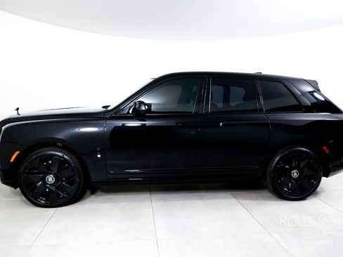 Used 2026 Rolls-Royce Cullinan AWD/4WD image 3