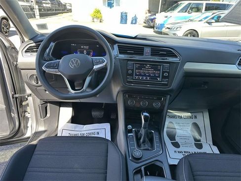 Used 2022 Volkswagen Tiguan S image 20