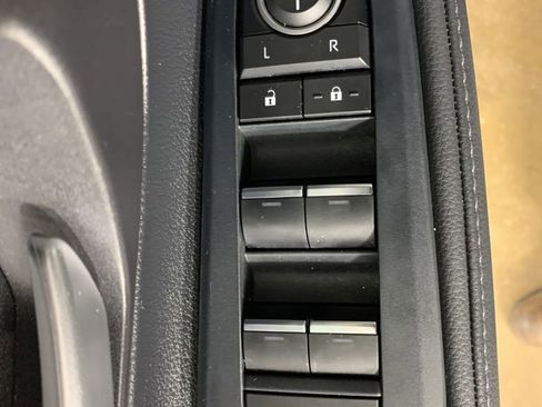 Used 2024 Toyota Grand Highlander XLE image 19