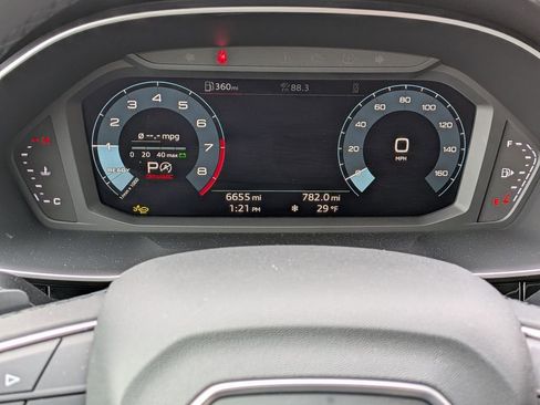 Used 2025 Audi Q3 2.0T Premium w/ Convenience Package image 18