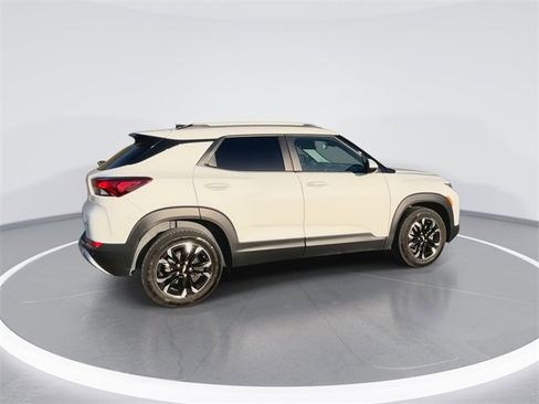 Certified 2023 Chevrolet TrailBlazer LT w/ Convenience Package image 12