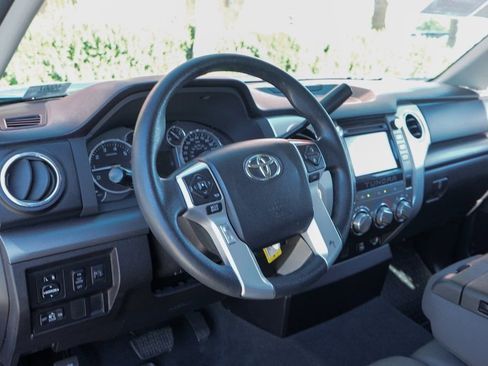 Used 2016 Toyota Tundra SR5 image 18