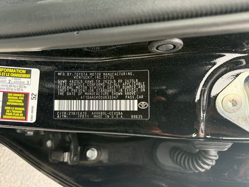 Used 2025 Toyota Camry SE FWD image 30