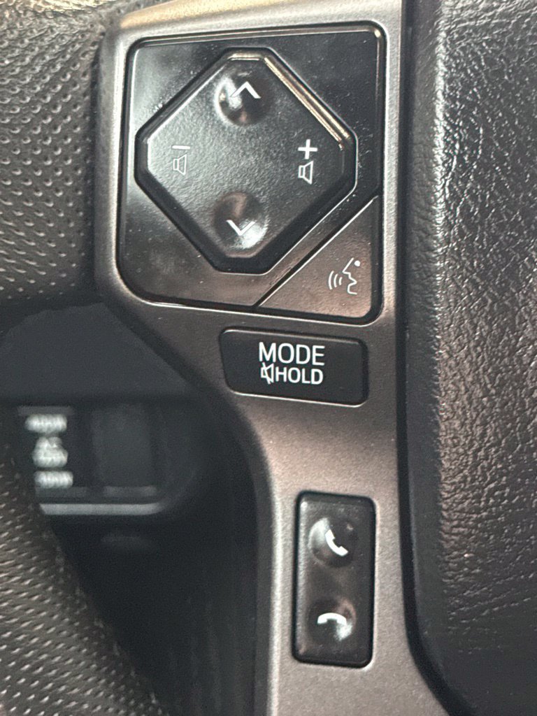 Used 2022 Toyota Tacoma TRD Sport AWD/4WD image 20