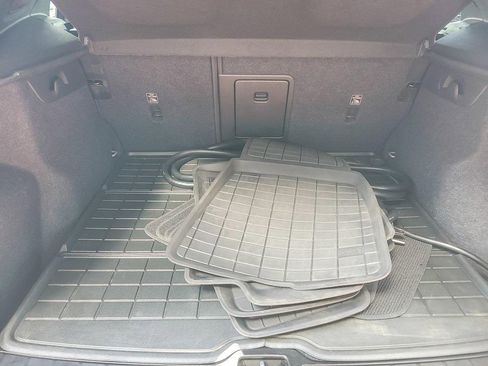 Used 2023 Volvo XC40 Recharge Ultimate w/ Protection Package Premier image 19