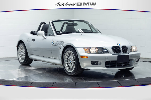 Used 2002 BMW Z3 3.0i RWD image 1
