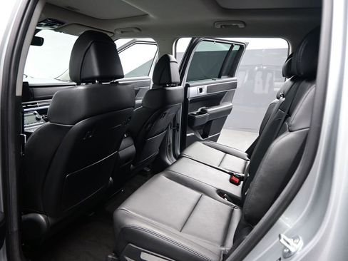 Used 2024 Hyundai Santa Fe Limited AWD/4WD image 25