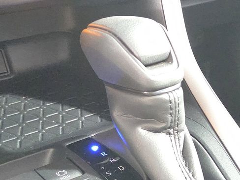 Certified 2025 Toyota RAV4 LE image 26