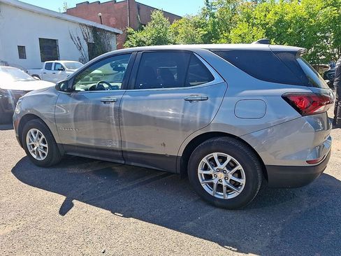 Used 2024 Chevrolet Equinox LT AWD/4WD image 4