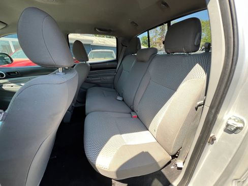 Used 2013 Toyota Tacoma 4x4 Double Cab w/ SR5 Pkg image 28