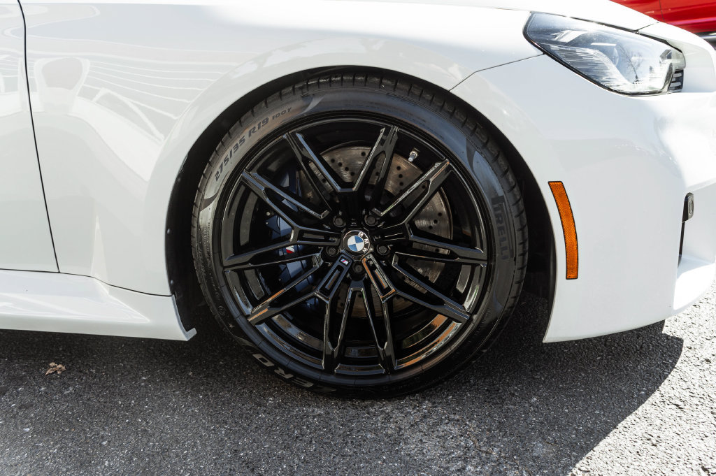 Used 2024 BMW M2 w/ Lighting Package RWD image 4