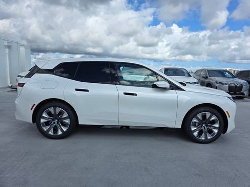 New 2026 BMW iX xDrive60 w/ Premium Package image 3