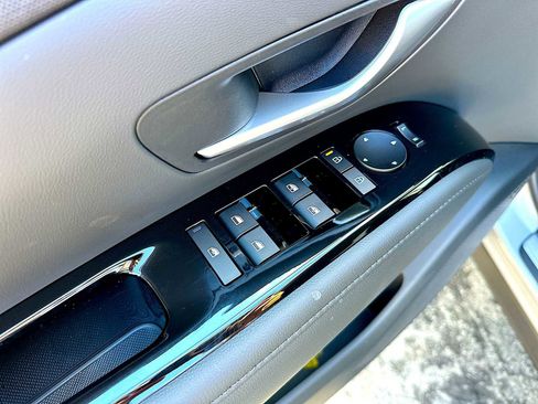 New 2026 Hyundai Tucson Limited image 15