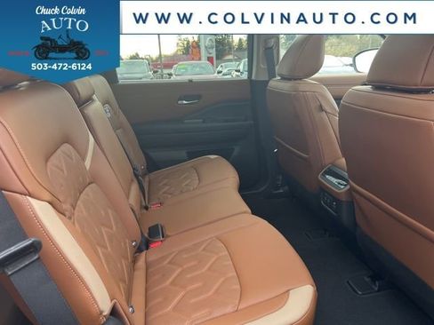 New 2026 Nissan Pathfinder Platinum image 26