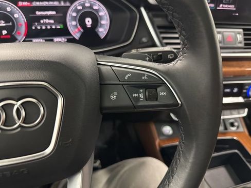 Used 2023 Audi Q5 2.0T Prestige w/ Prestige Package image 39