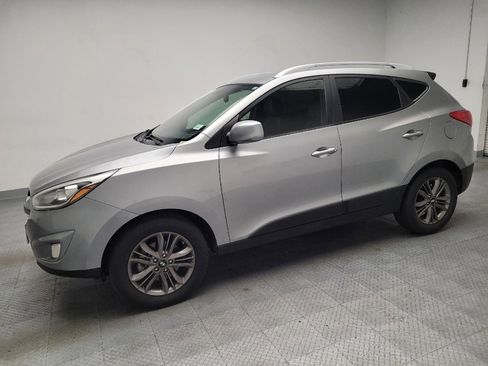 Used 2015 Hyundai Tucson SE FWD image 2
