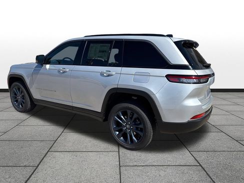 New 2026 Jeep Grand Cherokee Limited AWD/4WD image 3