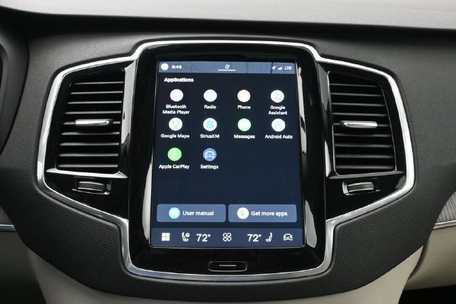 Used 2025 Volvo XC90 B6 Plus w/ Protection Package Premier AWD/4WD image 19