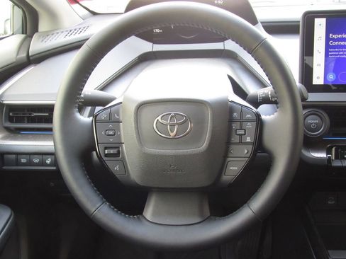 Used 2026 Toyota Prius XLE image 23