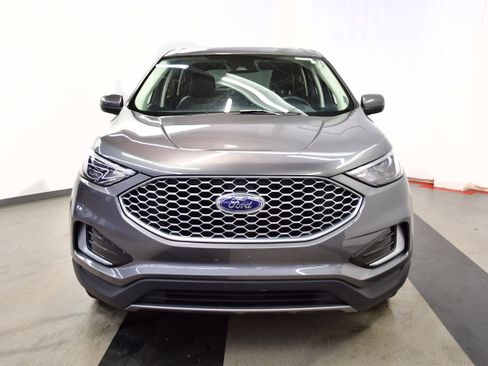 Used 2024 Ford Edge SEL image 3