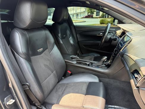 Used 2016 Cadillac ATS V RWD image 36