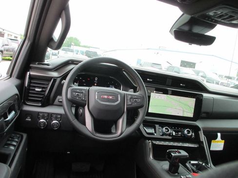 New 2026 GMC Sierra 1500 AT4 w/ AT4 Premium Package AWD/4WD image 19