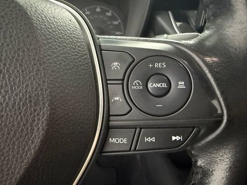 Used 2023 Toyota Corolla SE FWD image 11