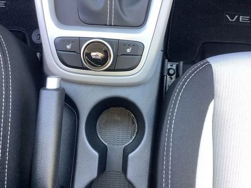 Certified 2026 Hyundai Venue SEL image 37