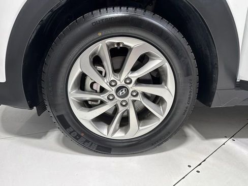 Used 2018 Hyundai Tucson SE FWD image 4