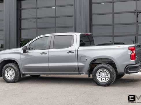 Used 2019 Chevrolet Silverado 1500 W/T w/ WT Convenience Package AWD/4WD image 5