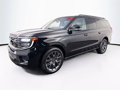 Used 2025 Ford Expedition Max Platinum w/ Stealth Performance Package AWD/4WD image 7