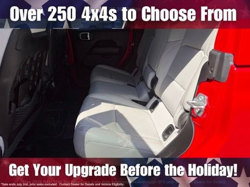 Used 2022 Jeep Gladiator Mojave w/ Dual Top Group AWD/4WD image 13