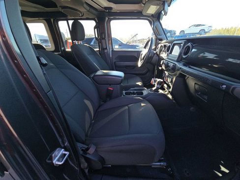 Used 2022 Jeep Wrangler Unlimited Sport image 5