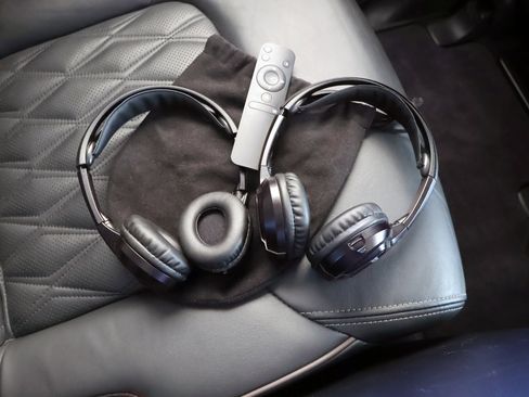 Used 2021 Nissan Armada Platinum w/ Captain's Chairs Package image 50