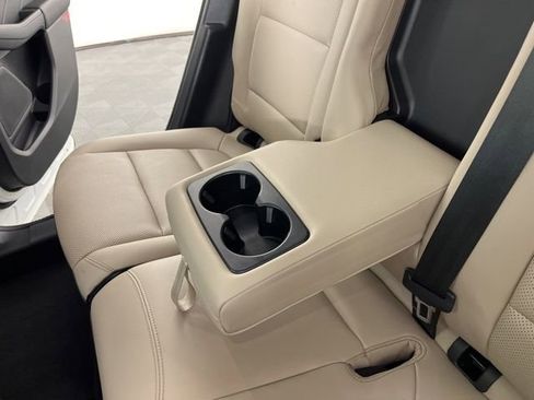 Used 2021 Ford Escape Titanium w/ Class II Trailer Tow Package image 43