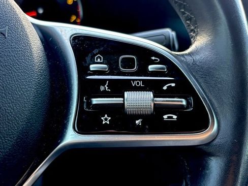 Used 2021 Mercedes-Benz GLA 250 image 19