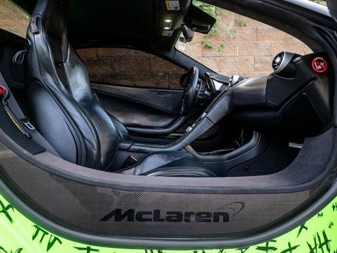 Used 2016 McLaren 650S Spider image 42