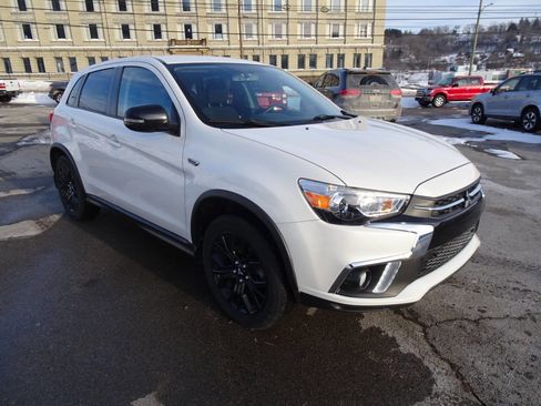 Used 2019 Mitsubishi Outlander Sport AWD image 4