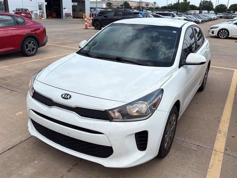Used 2020 Kia Rio S FWD image 2