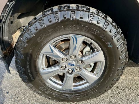 Used 2018 Ford F150 XLT w/ Equipment Group 302A Luxury image 22