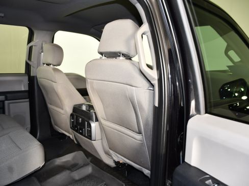 Used 2019 Ford F150 XLT w/ Equipment Group 302A Luxury AWD/4WD image 49