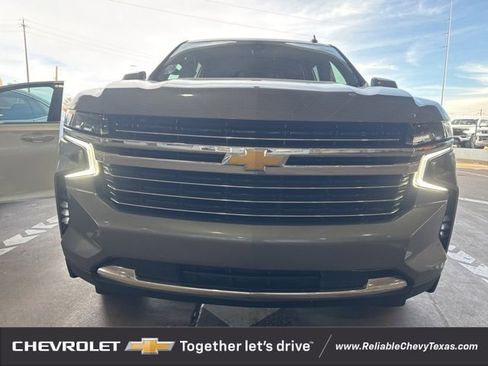 Used 2021 Chevrolet Suburban LT w/ Rear Media and Nav Package image 2