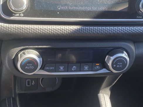 Used 2020 Nissan Kicks SV FWD image 23