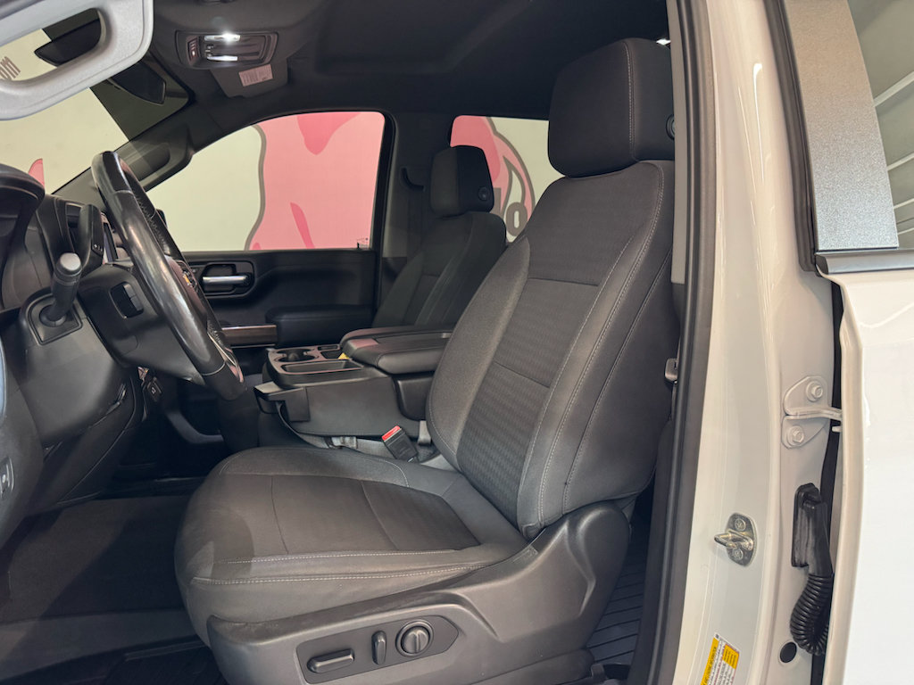 Used 2021 Chevrolet Silverado 1500 LT AWD/4WD image 17