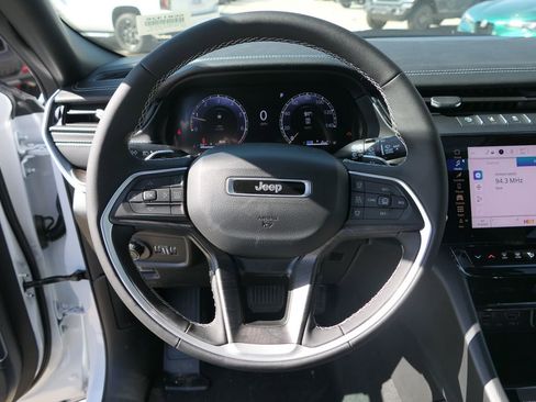 New 2026 Jeep Grand Cherokee Limited w/ Limited Altitude Package image 15